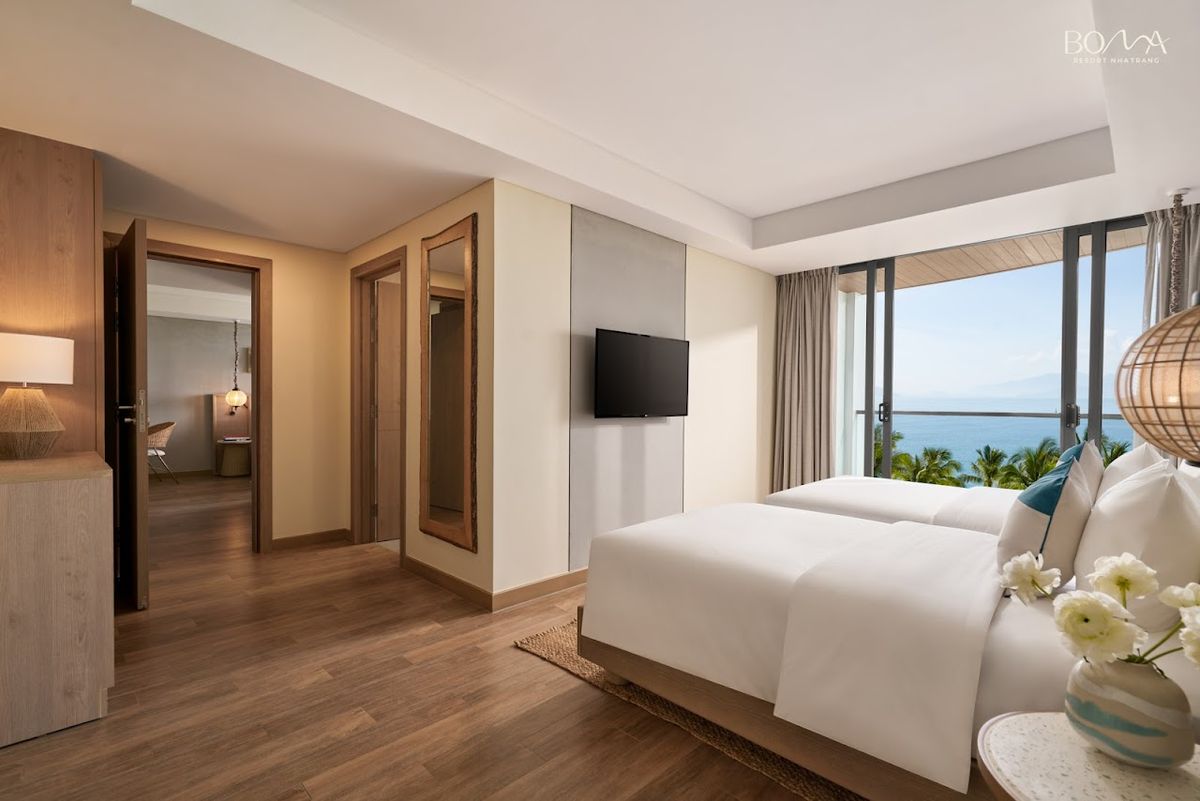 Boma Resort Nha Trang pool and grounds in Hoi An Old Town