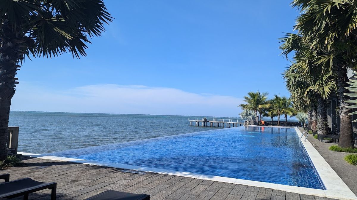 Vedana Lagoon Resort & Spa Hue room interior in Hoi An Old Town